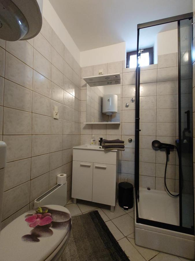 Apartmani Lea Jadranovo Zewnętrze zdjęcie